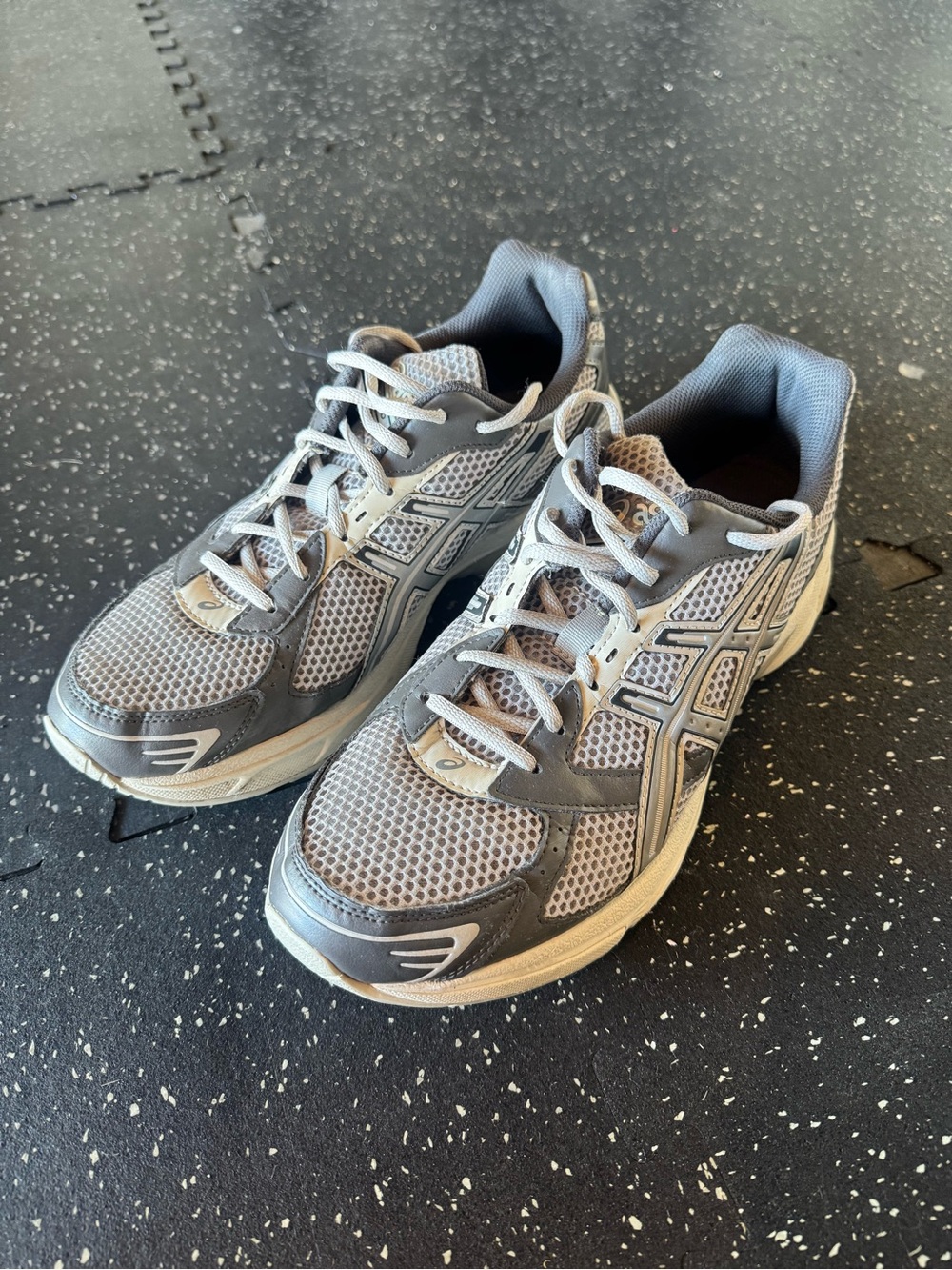 Men's Gray Mesh Athletic Sneakers - Asics